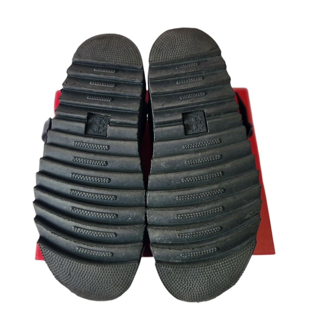 Dr Martens Vass Hydro Chunky Black Sandals with Adjustable Straps - Picture 4 of 14